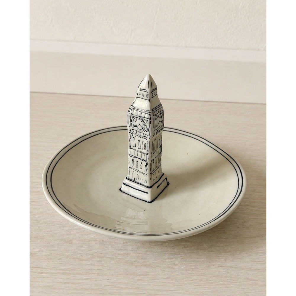 Anthropologie Molly Hatch Big BenLondon Ceramic Ring Dish Jewelry Holder